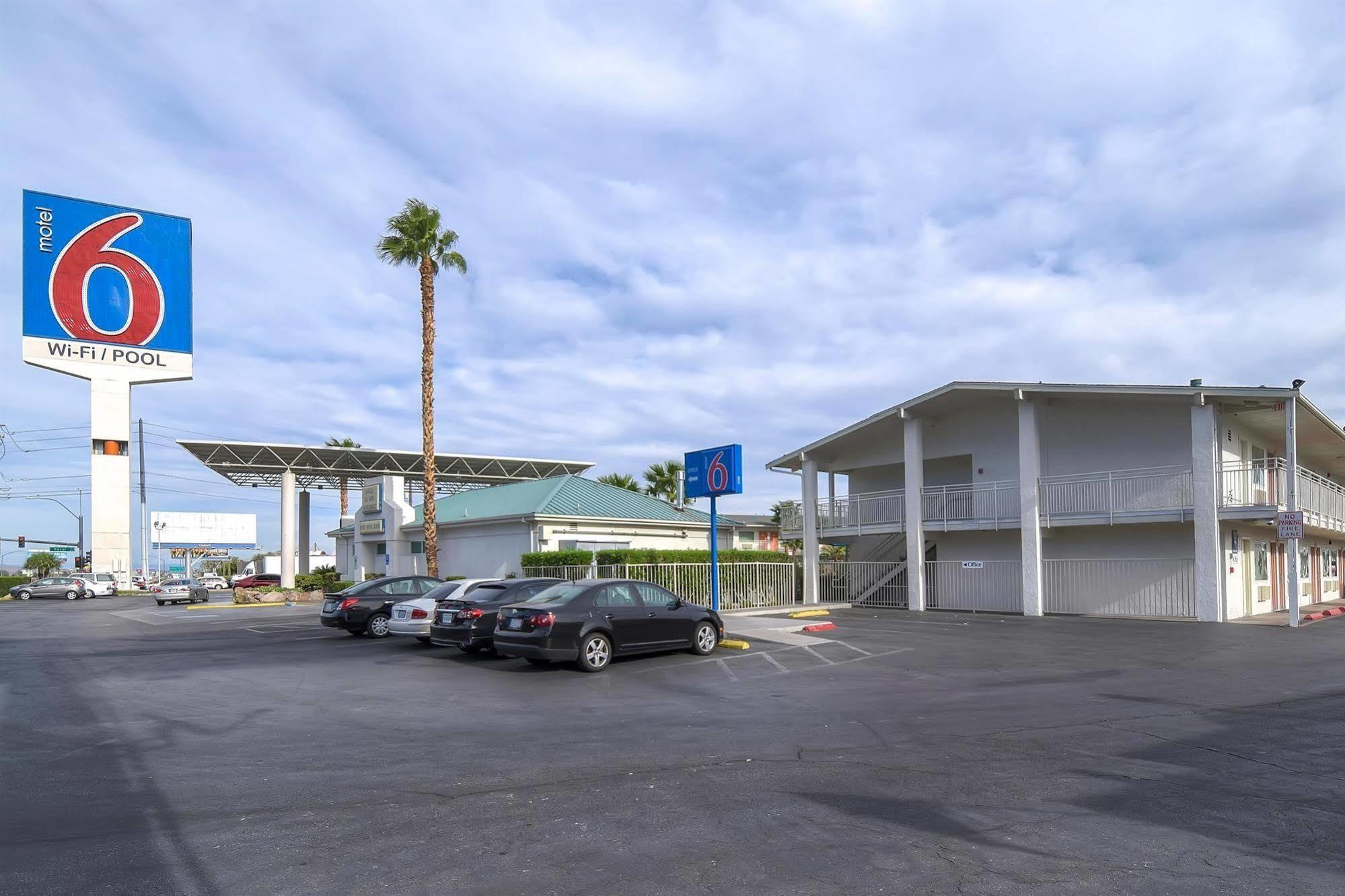 Motel 6-Las Vegas, NV - Tropicana Exterior foto